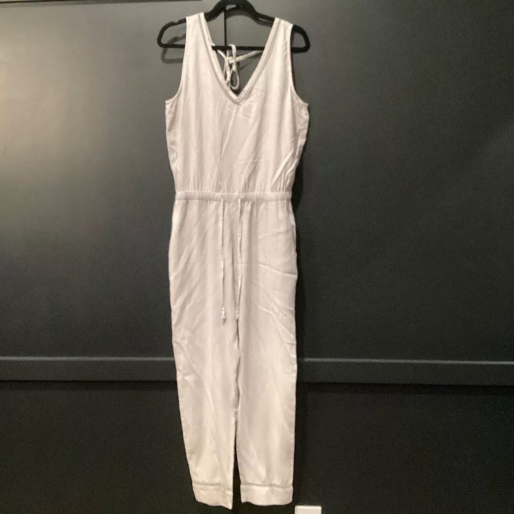 Anthropologie Cloth and Stone Light Grey Jumpsuit, small EUC